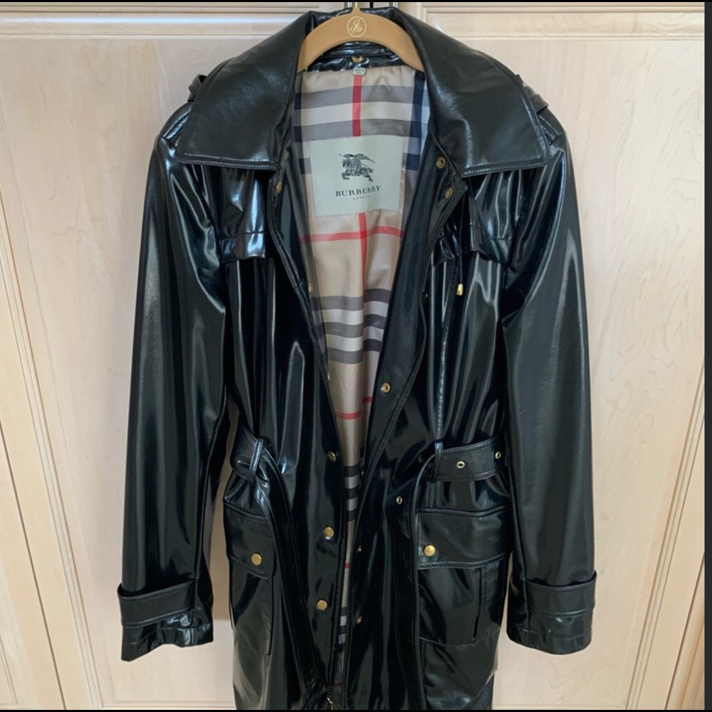 Burberry London Backworth black trench coat size 6